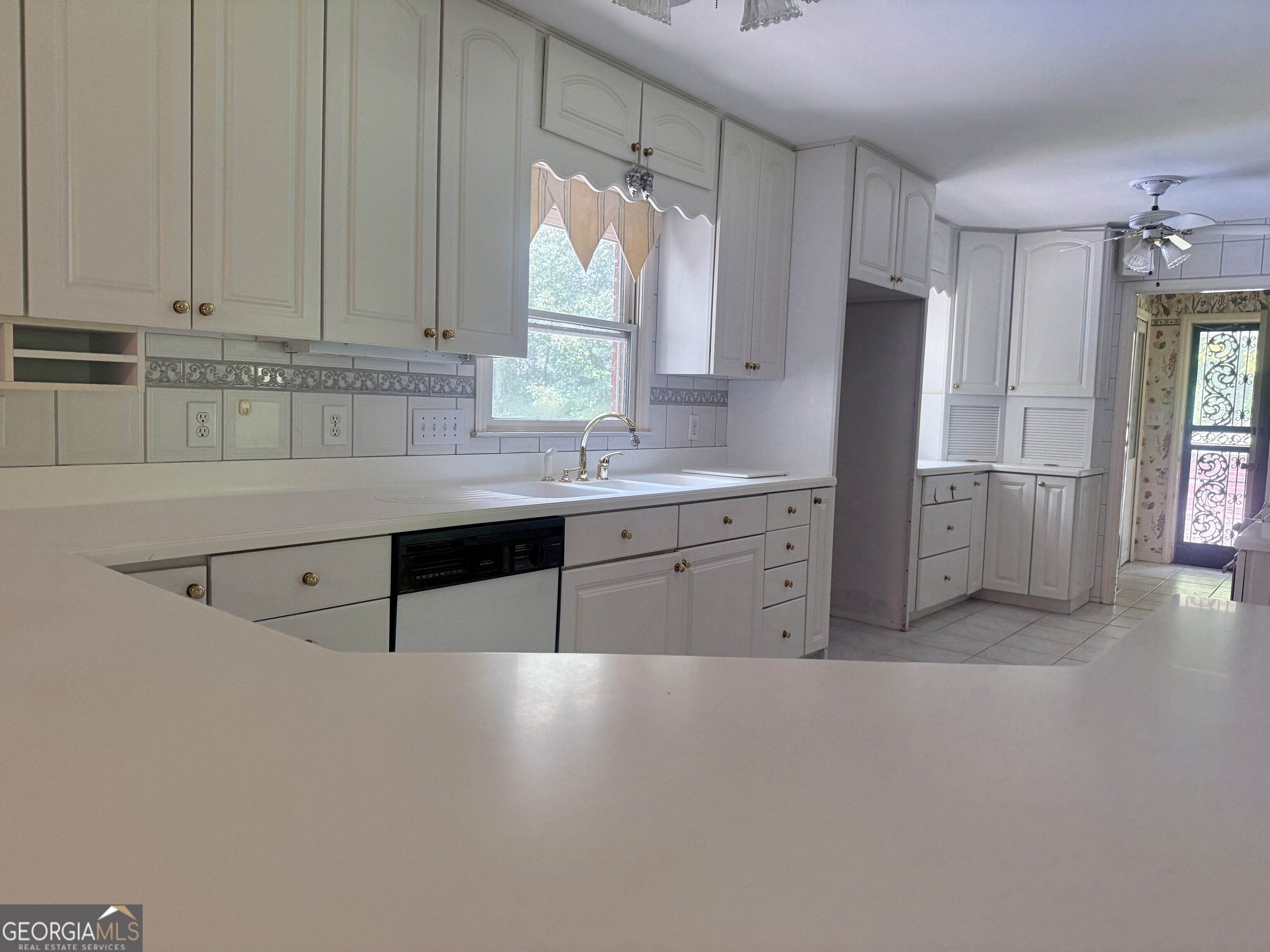 139 Melrose Lane Property Photo 9