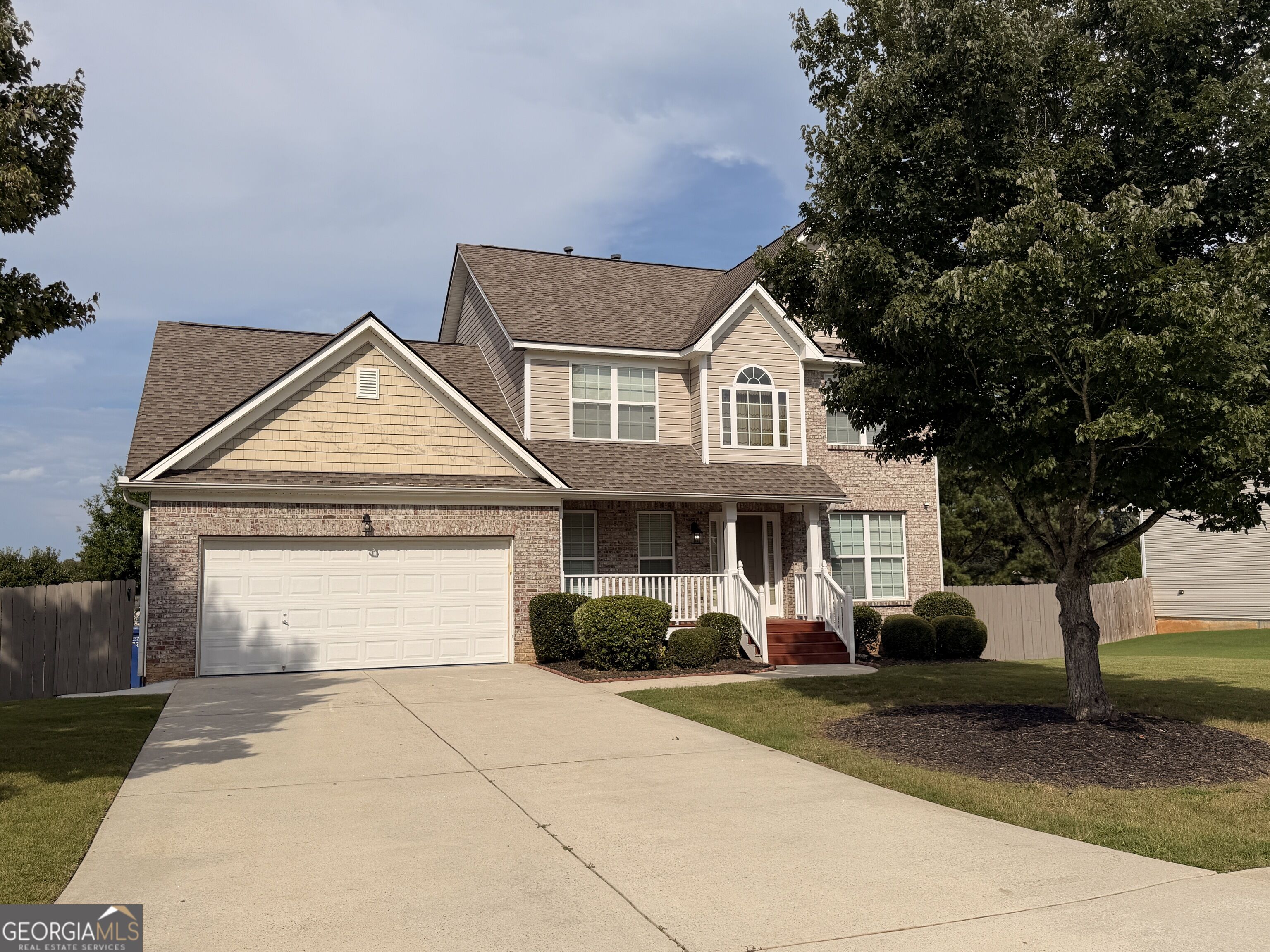 3390 Rozena Way Property Photo 1