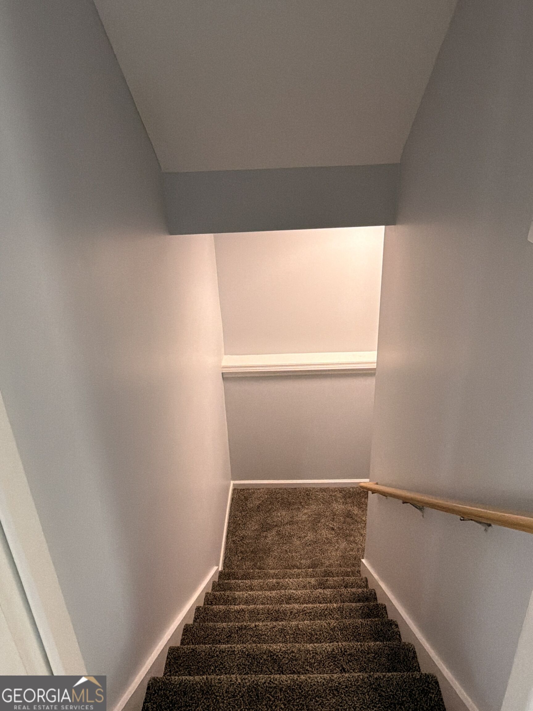 3390 Rozena Way Property Photo 14