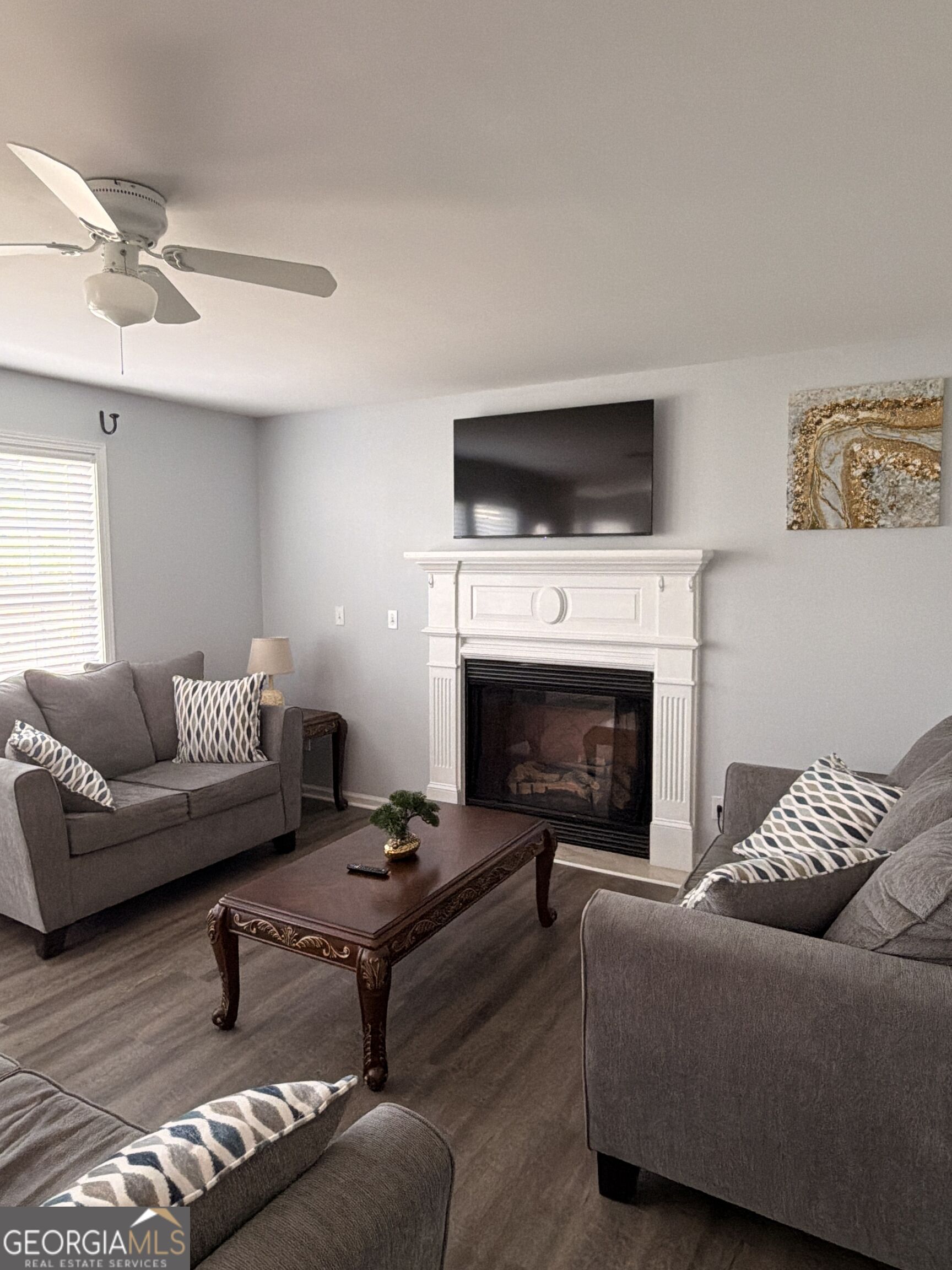 3390 Rozena Way Property Photo 15