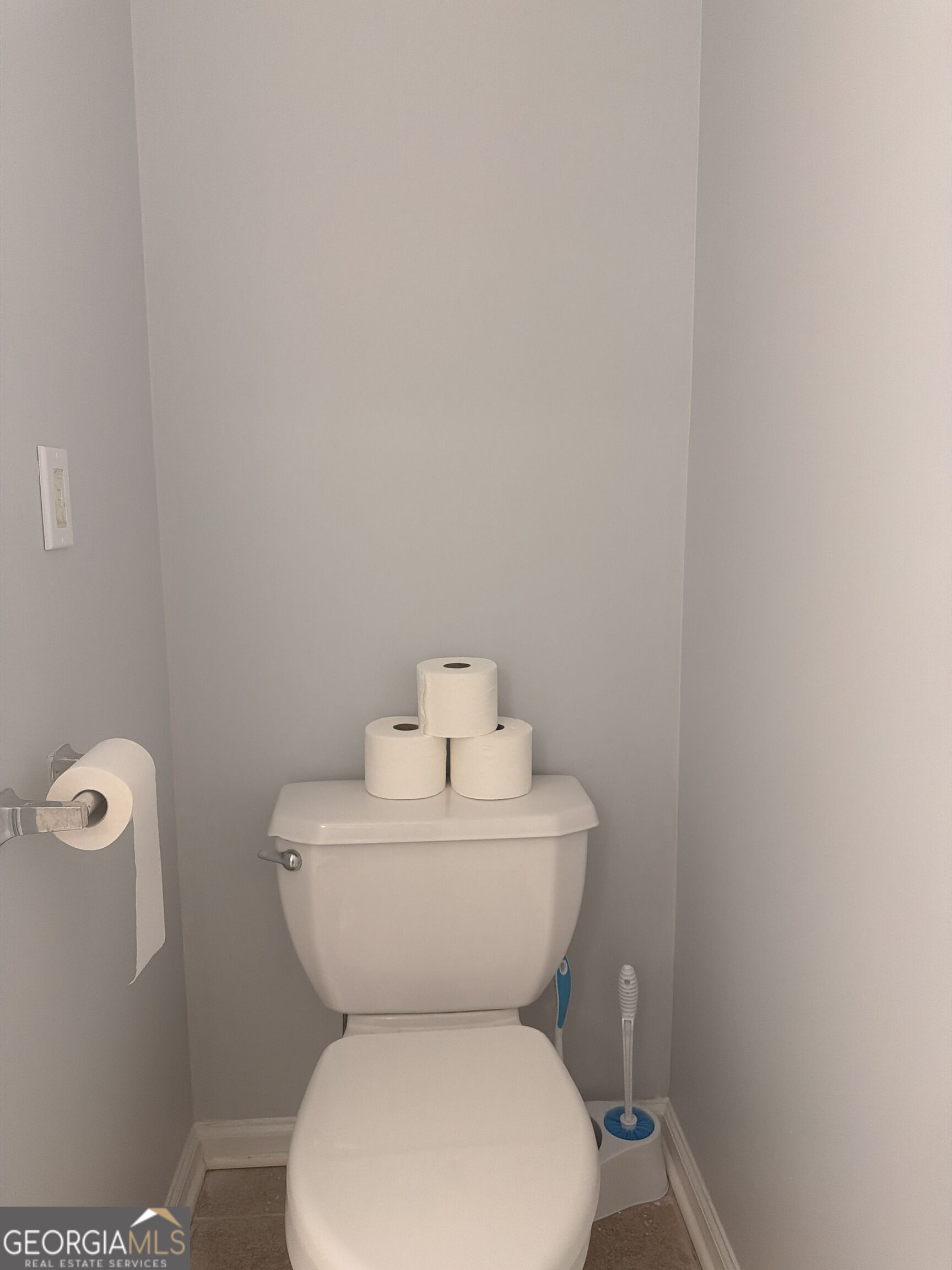 3390 Rozena Way Property Photo 36