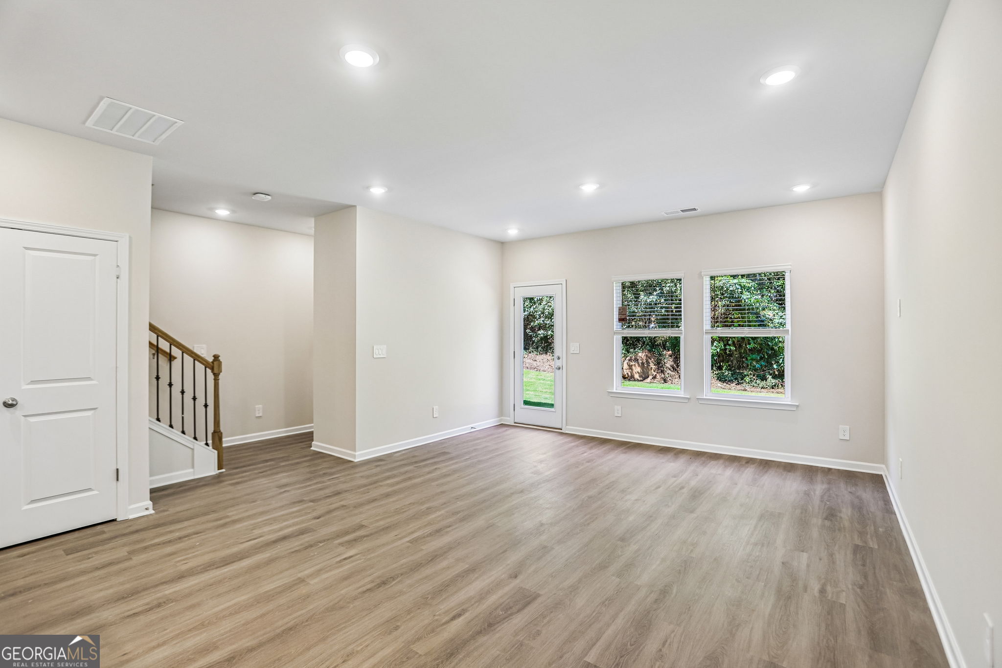 7856 Marie Way Property Photo 3