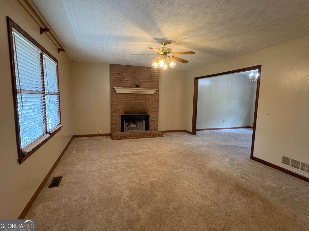 4830 Squirrel Creek Drive Property Photo 7