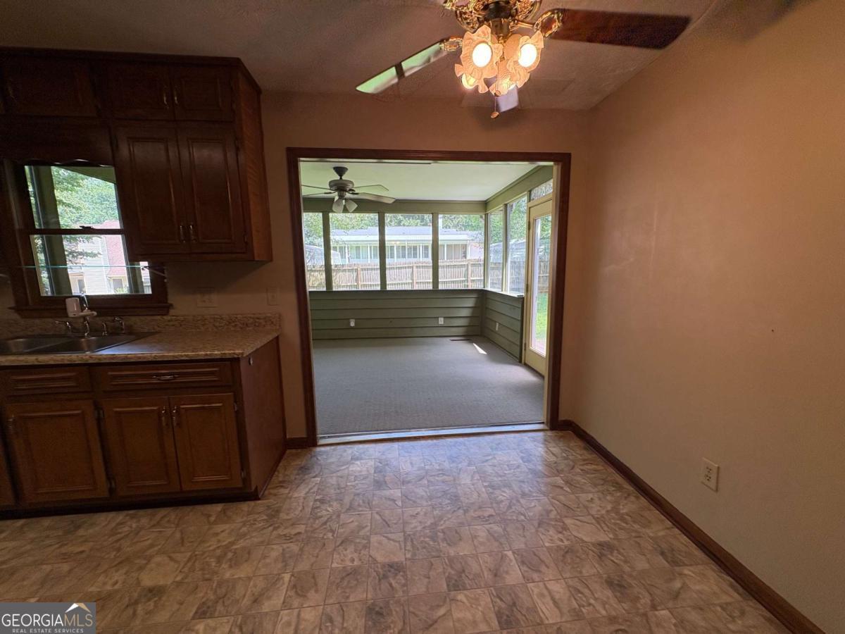 4830 Squirrel Creek Drive Property Photo 15