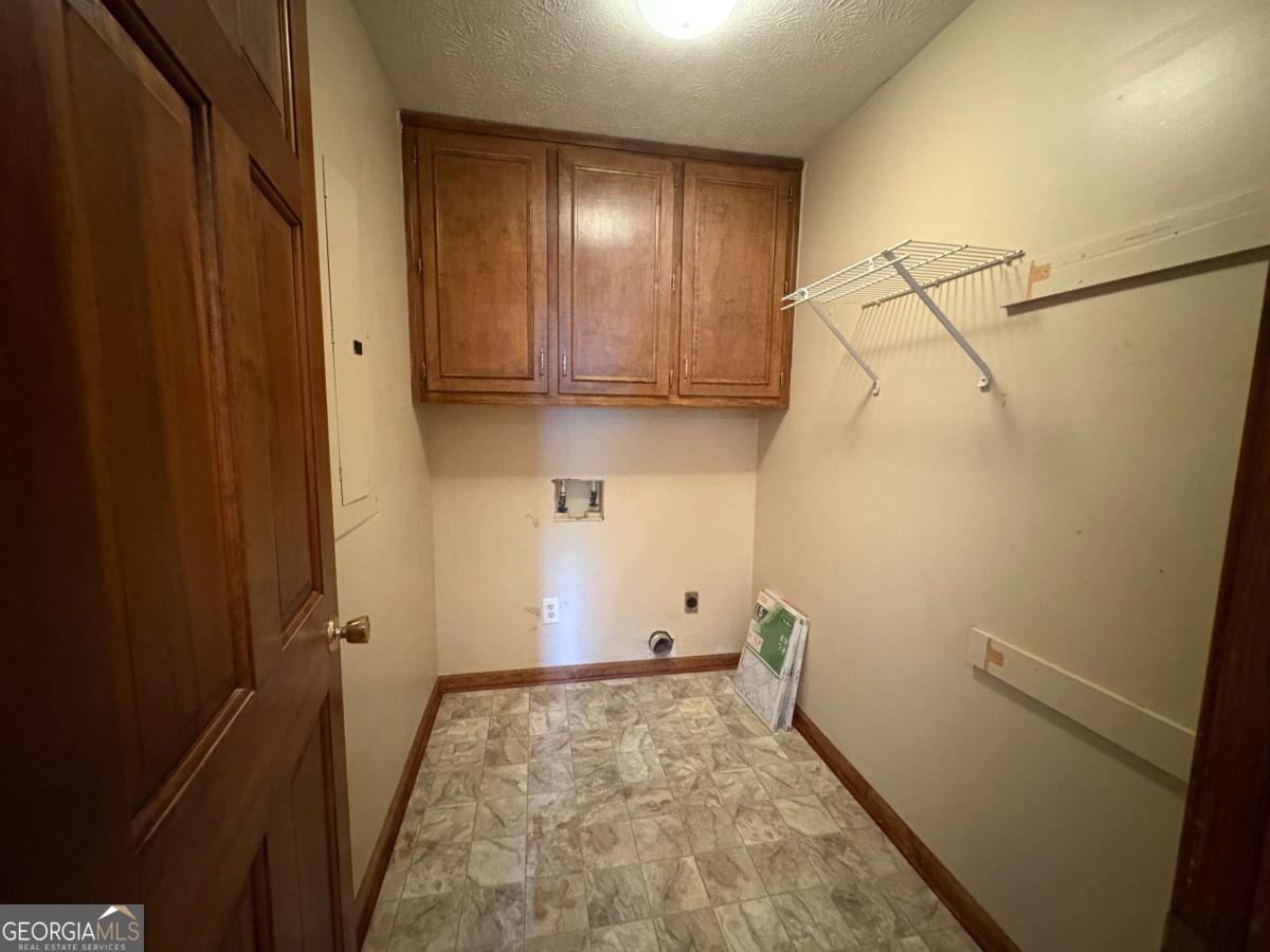 4830 Squirrel Creek Drive Property Photo 18