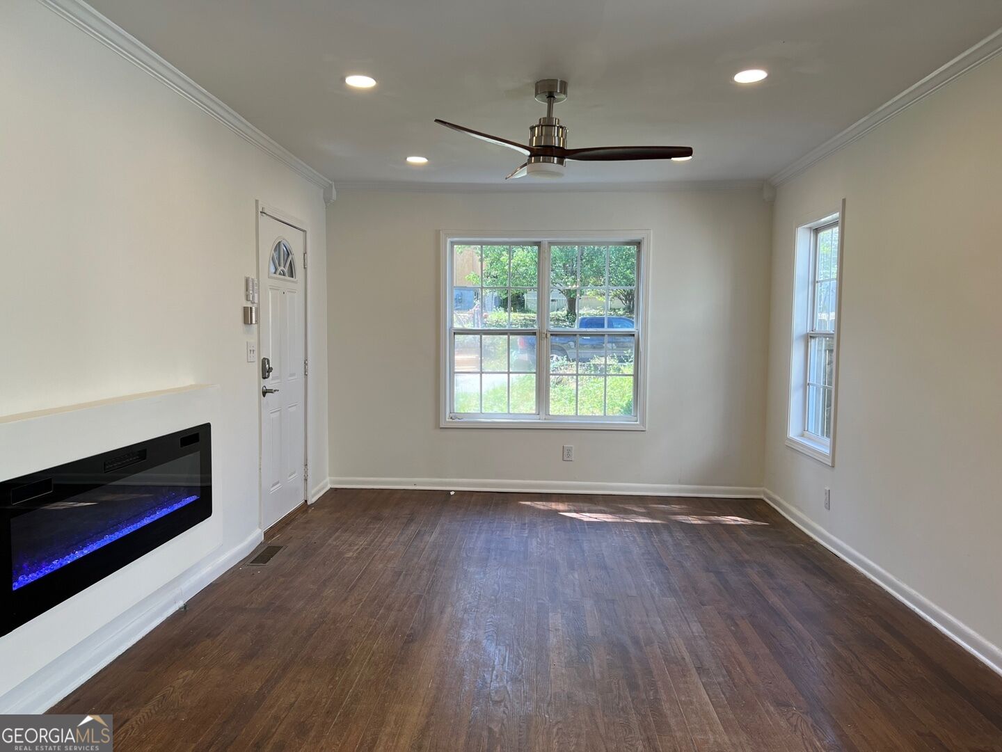 188 Clay Street Se Property Photo 3