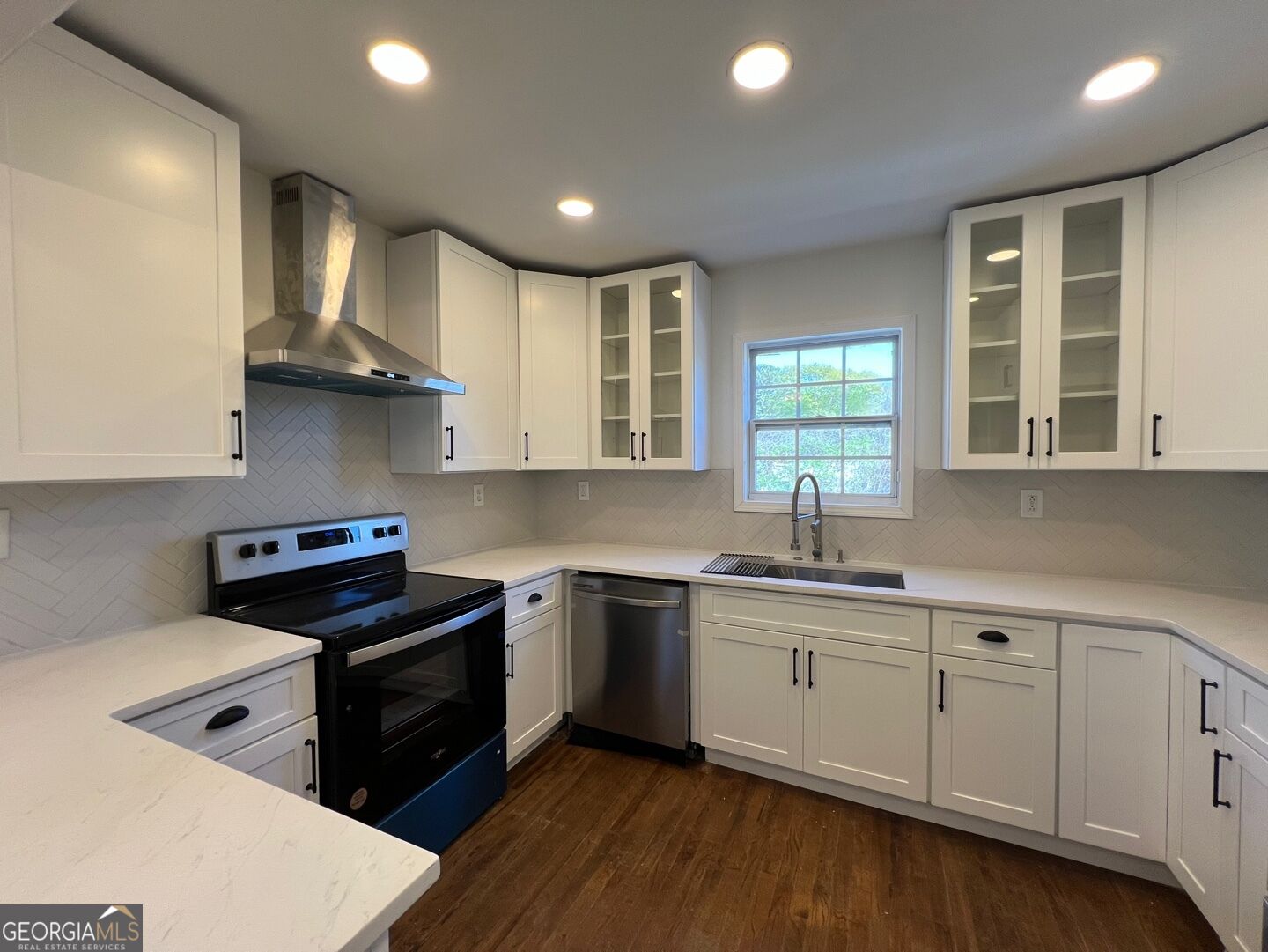 188 Clay Street Se Property Photo 7