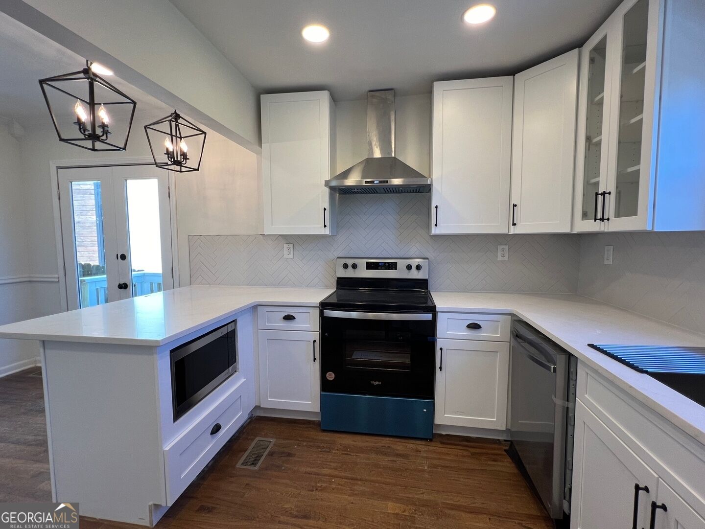 188 Clay Street Se Property Photo 8