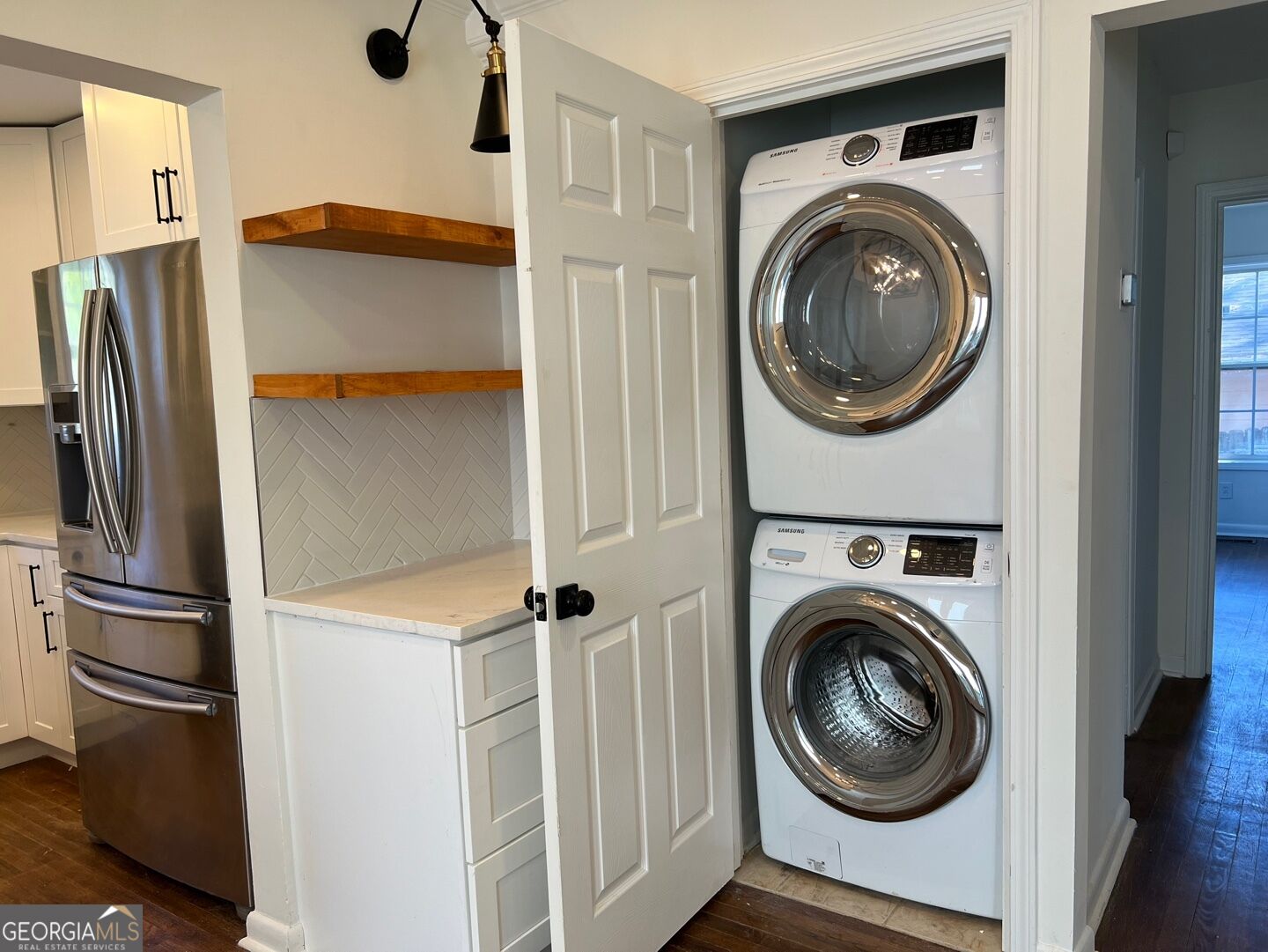 188 Clay Street Se Property Photo 10