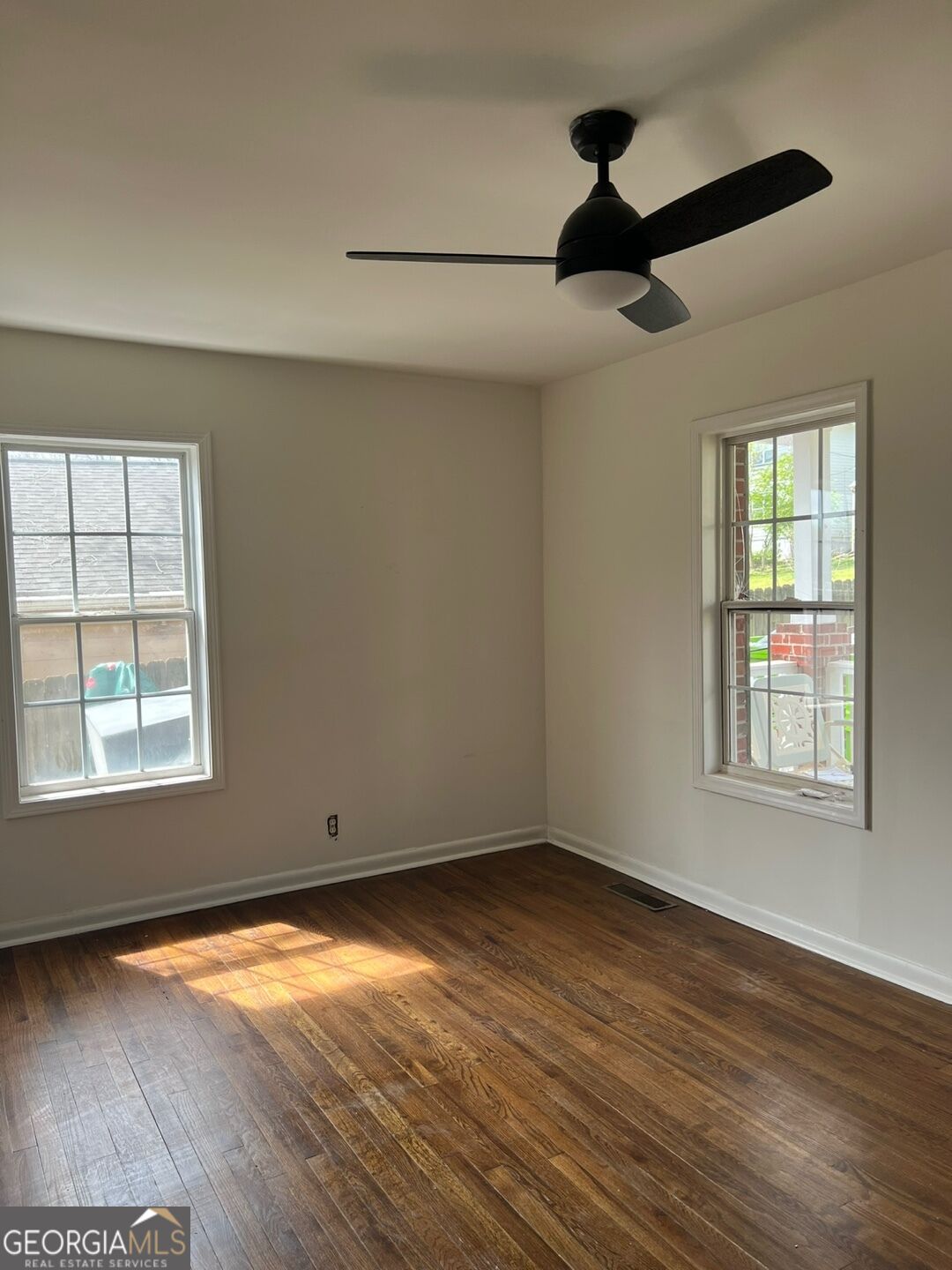188 Clay Street Se Property Photo 17