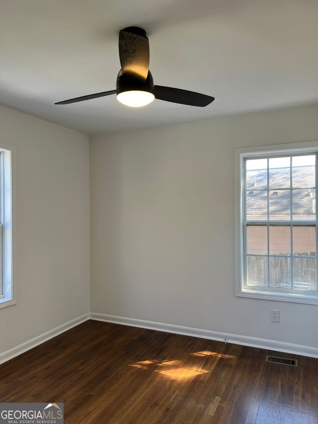 188 Clay Street Se Property Photo 26