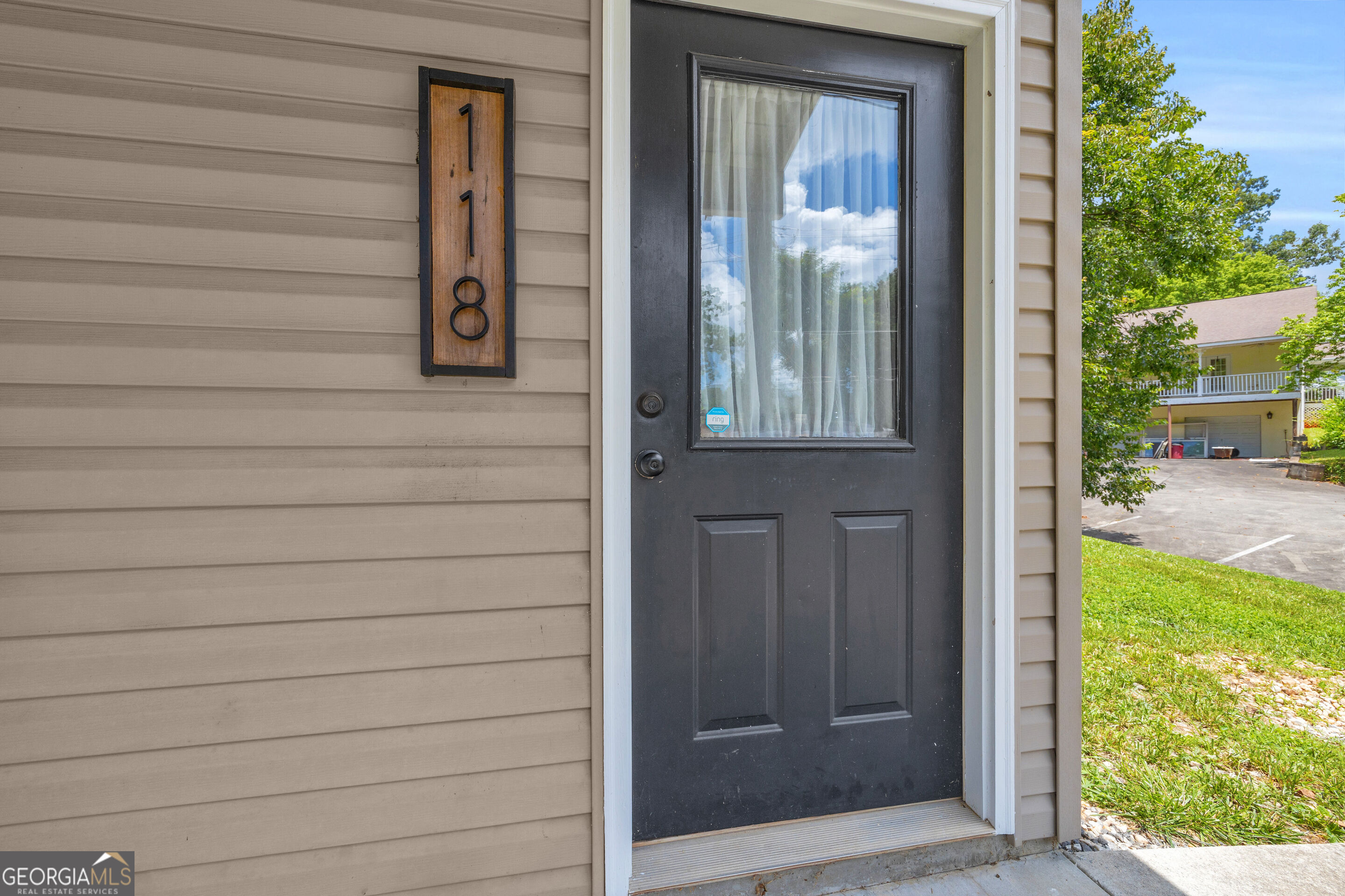 118 Holley Street Property Photo 8