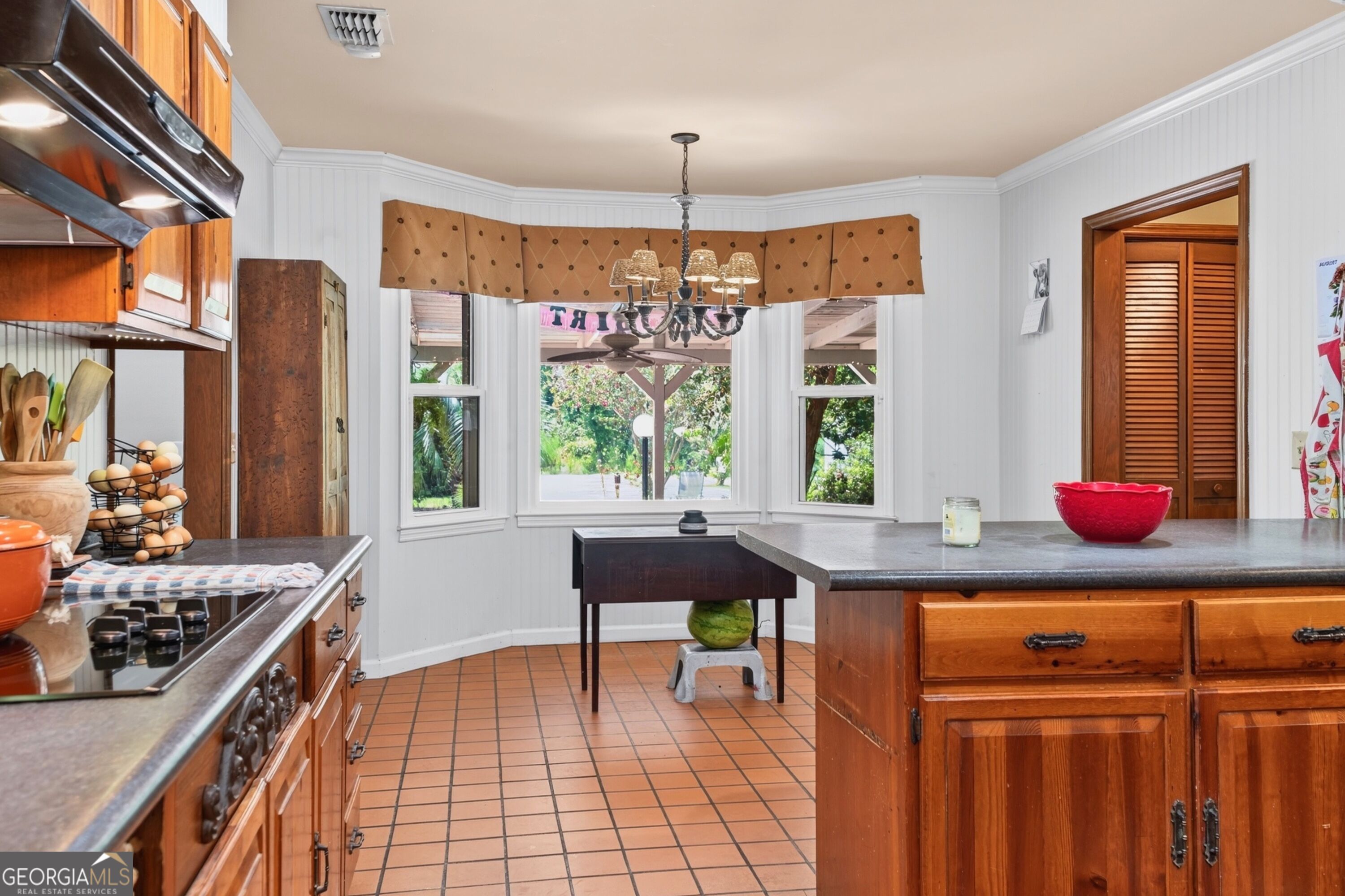 194 Forest Avenue Property Photo 38