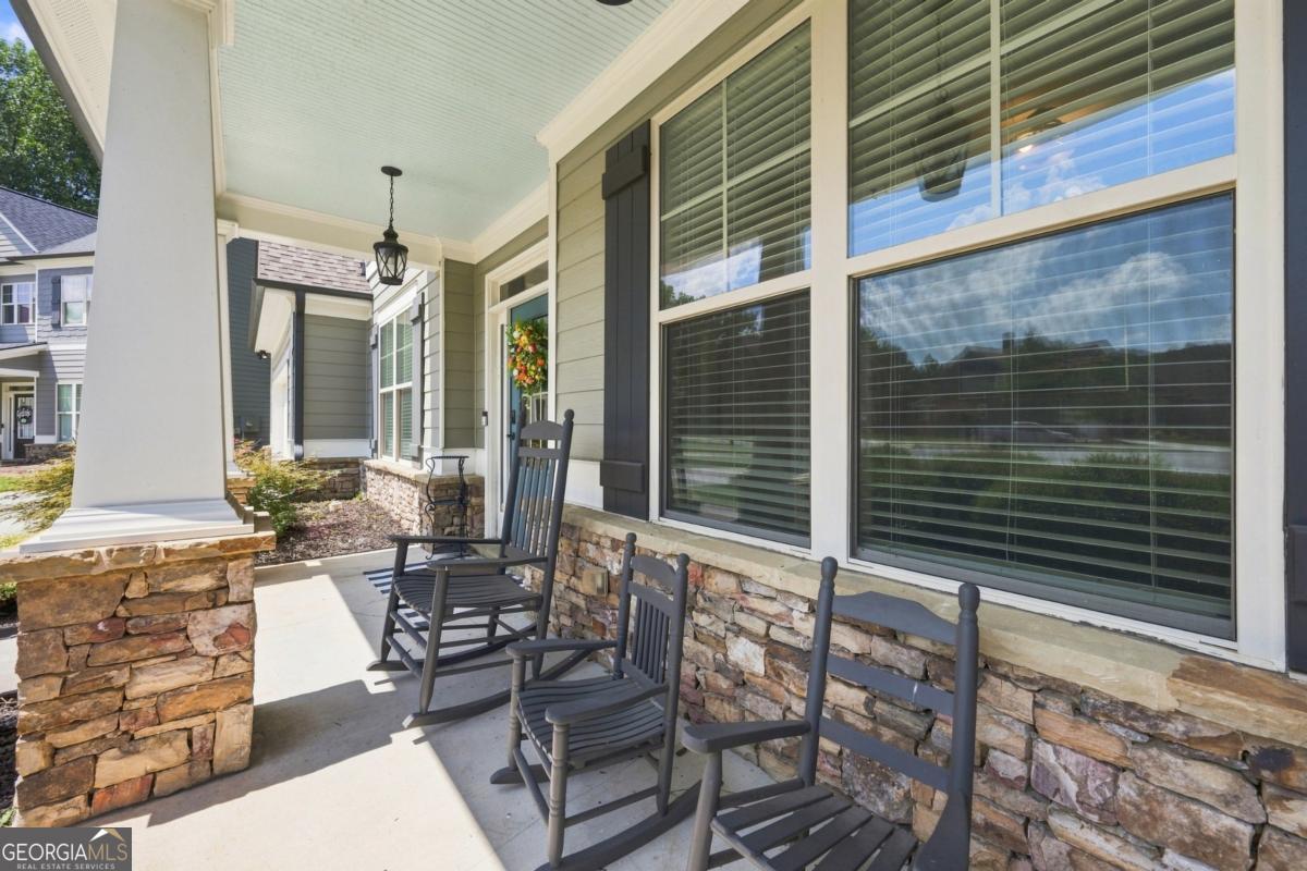 6240 Brookshire Court Property Photo 4