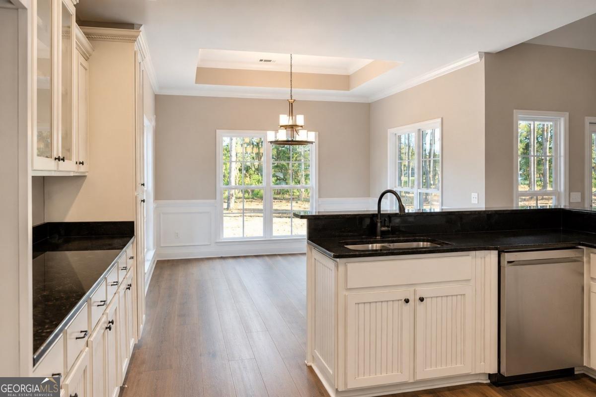 5212 Canady Court Property Photo 4
