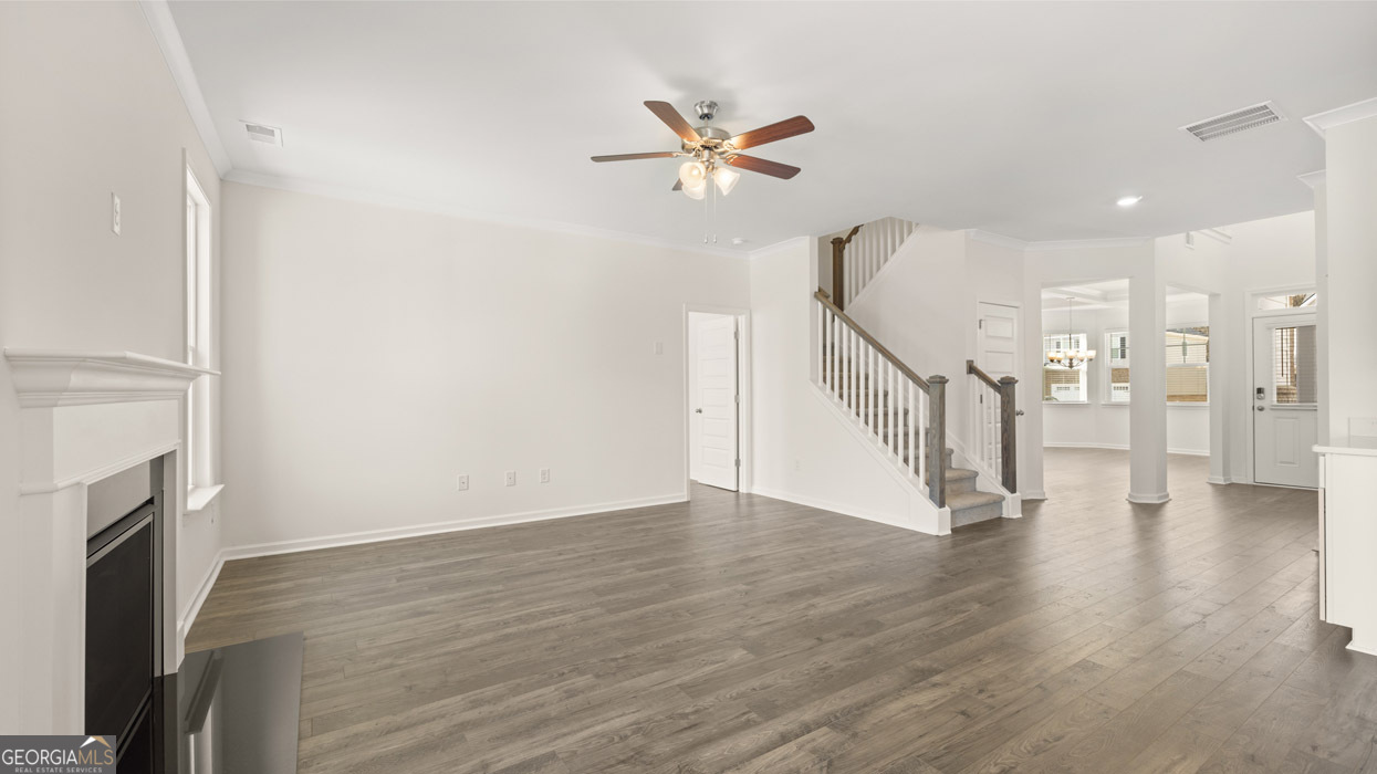 13401 Whitman Lane Se Property Photo 17