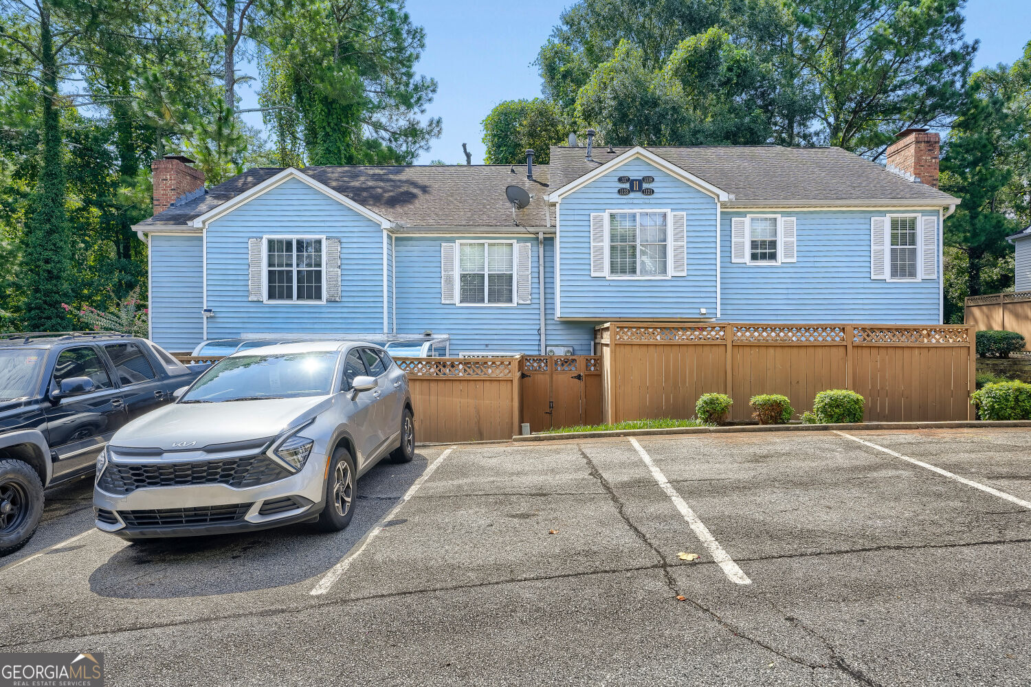 1119 Greenyard Way Property Photo 3