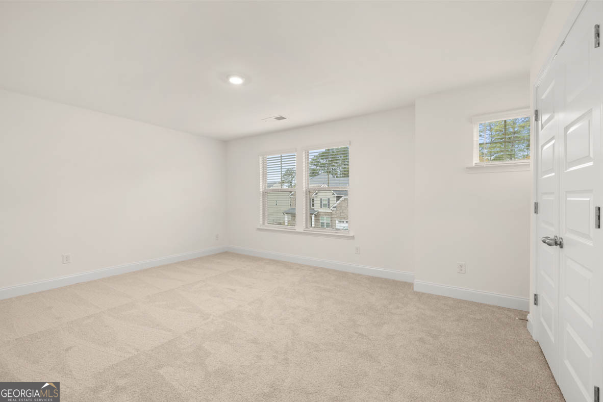 13430 Whitman Lane Se Property Photo 16