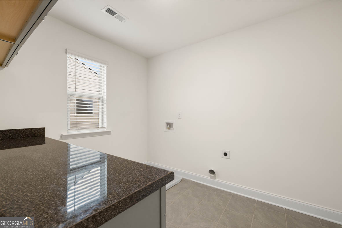 13430 Whitman Lane Se Property Photo 25