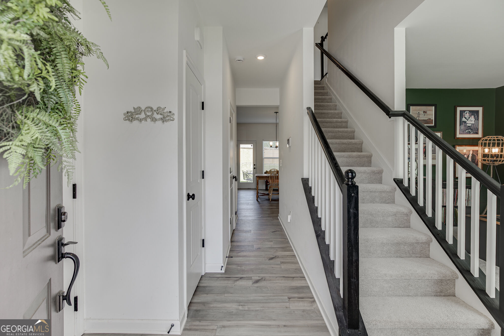 227 Traminer Way Property Photo 4