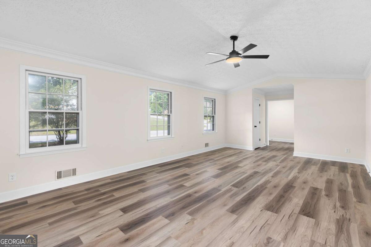 2250 Ridge Forest Drive Property Photo 11
