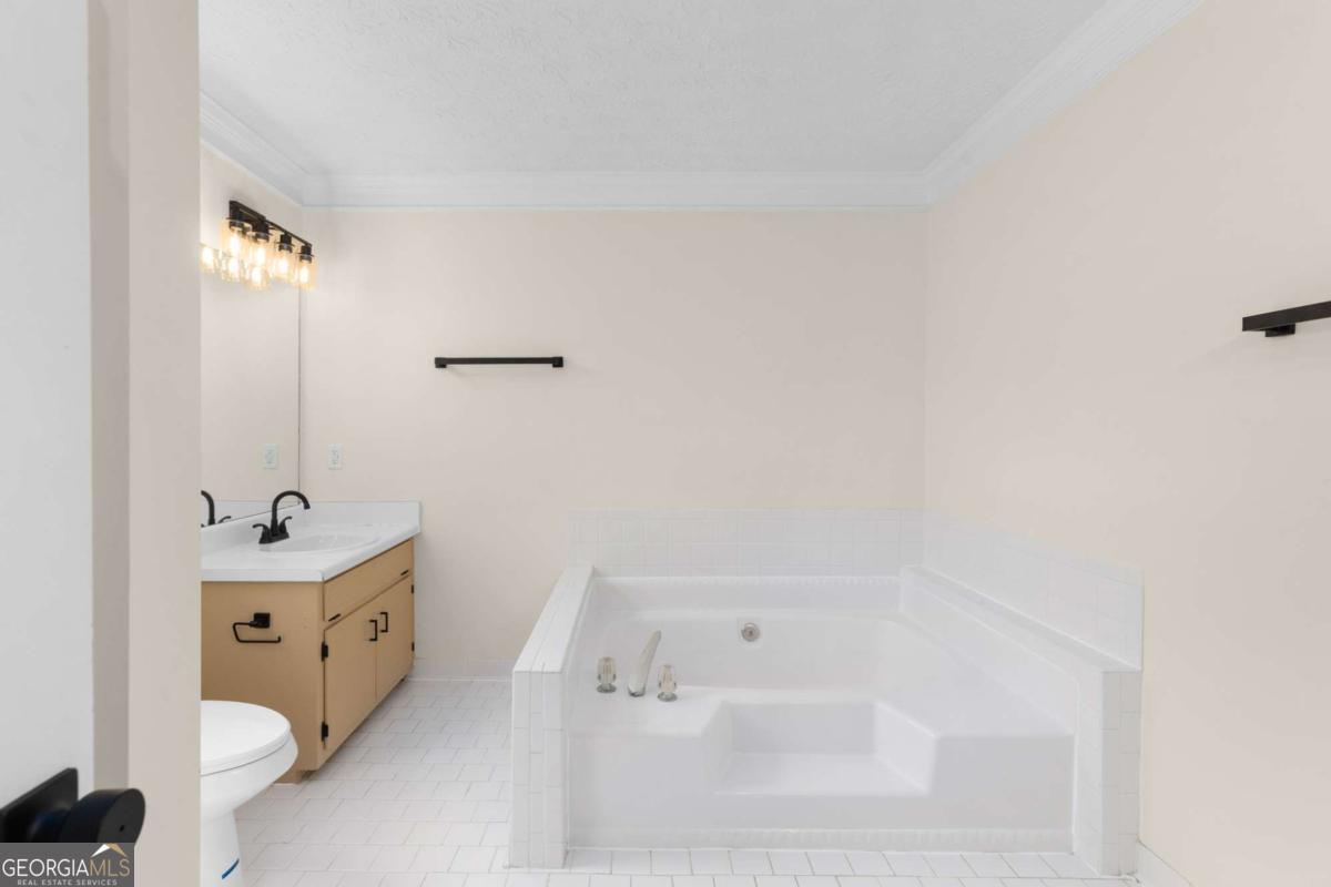 2250 Ridge Forest Drive Property Photo 45