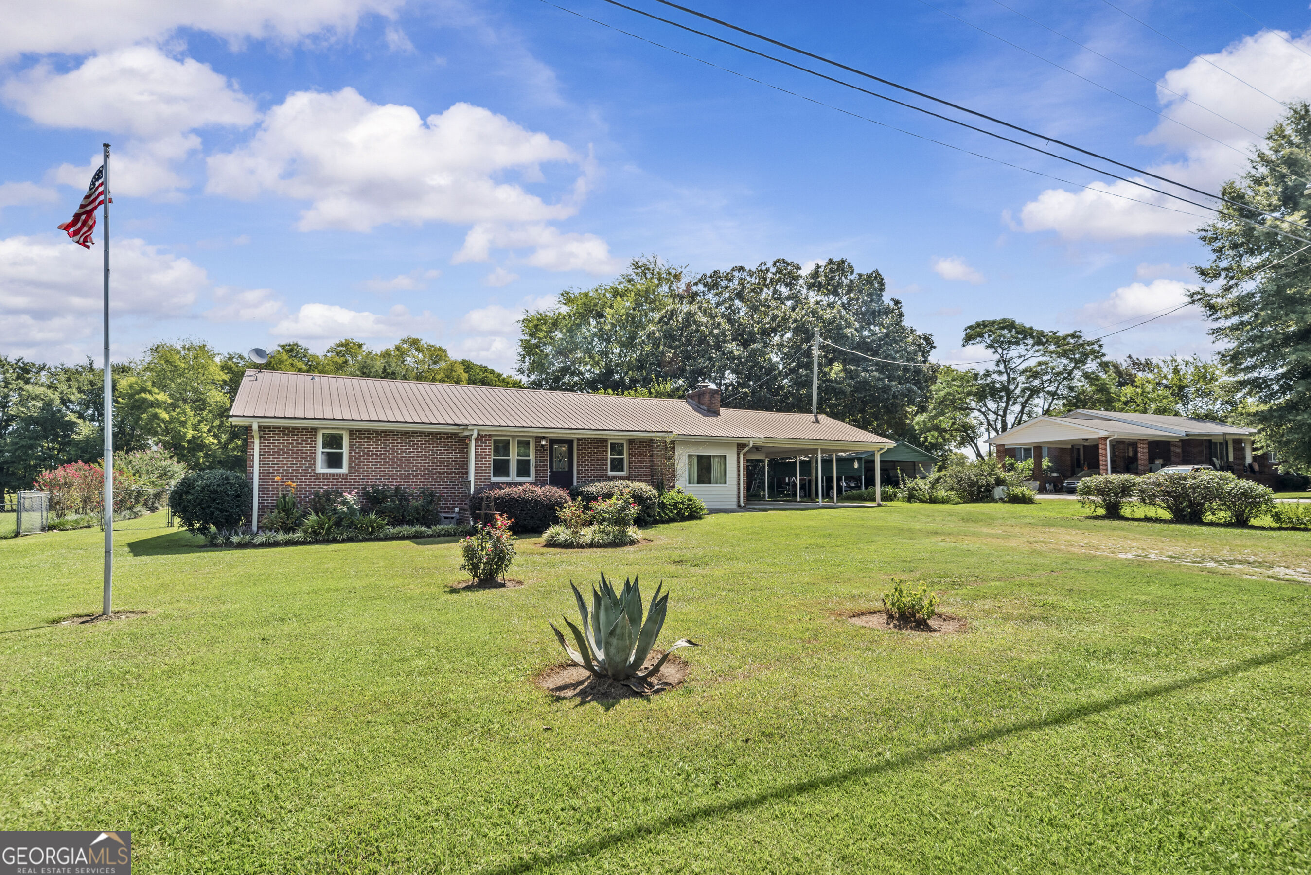 2342 Washington Highway Property Photo 1