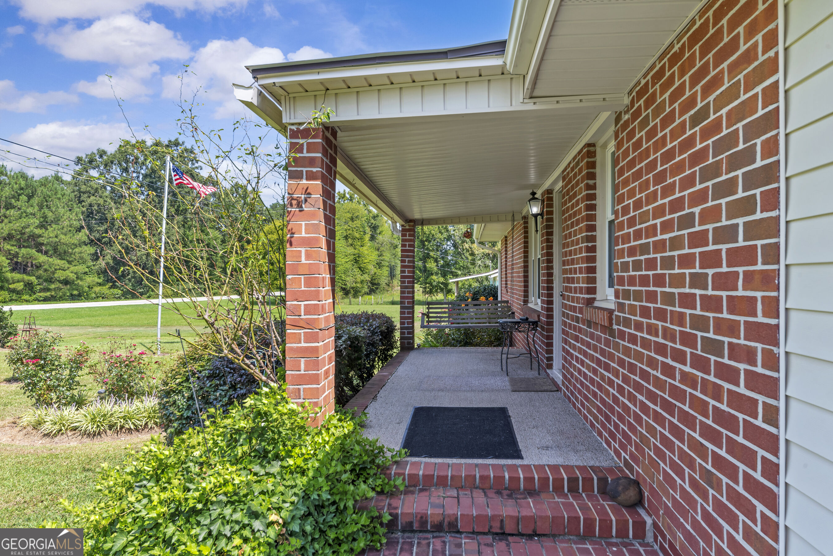 2342 Washington Highway Property Photo 4