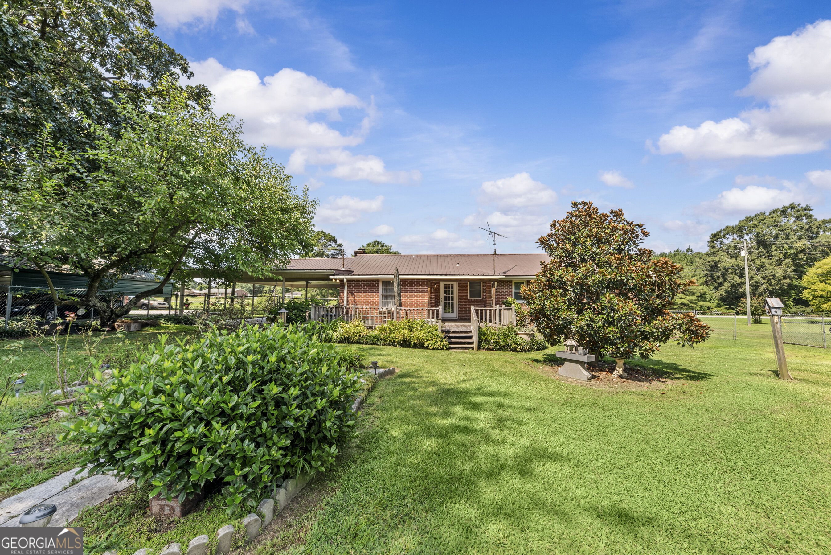 2342 Washington Highway Property Photo 10