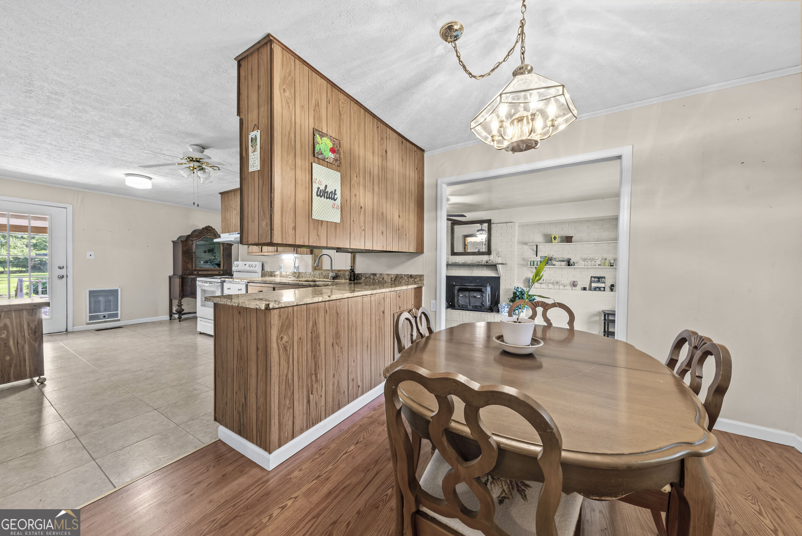 2342 Washington Highway Property Photo 16