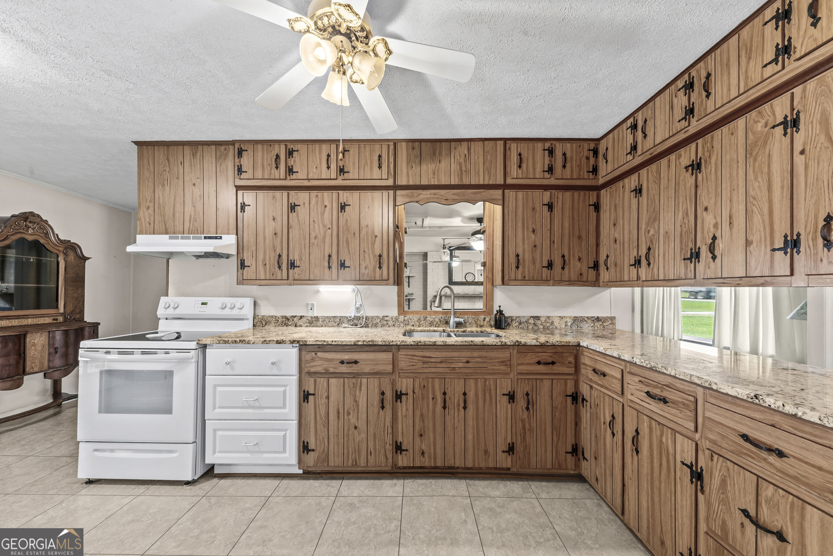2342 Washington Highway Property Photo 23