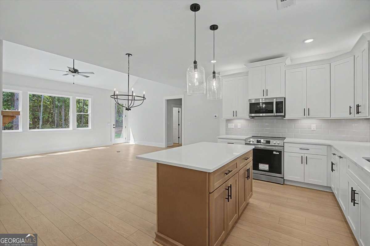 90 Doris Path Property Photo 16