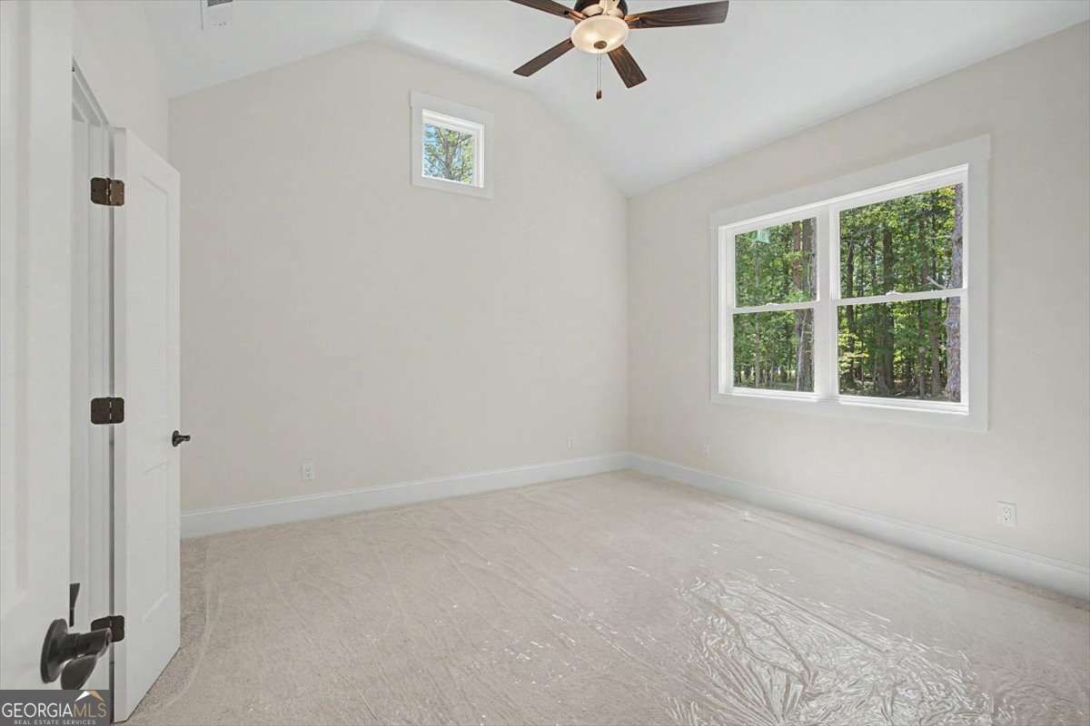 90 Doris Path Property Photo 19