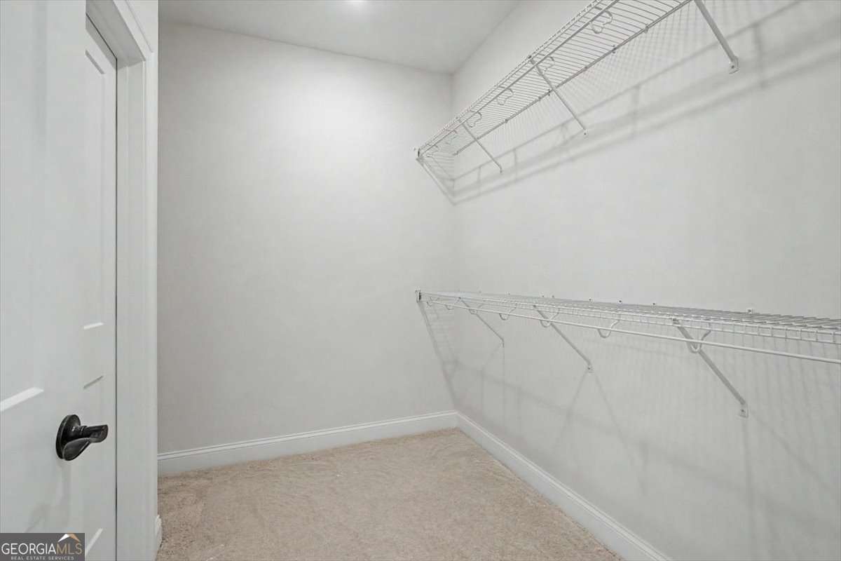 90 Doris Path Property Photo 24