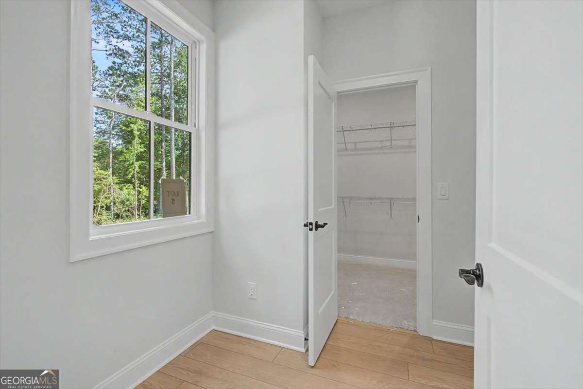 90 Doris Path Property Photo 31
