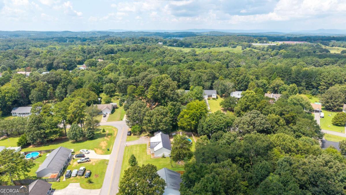 100 Walraven Way Se Property Photo 23