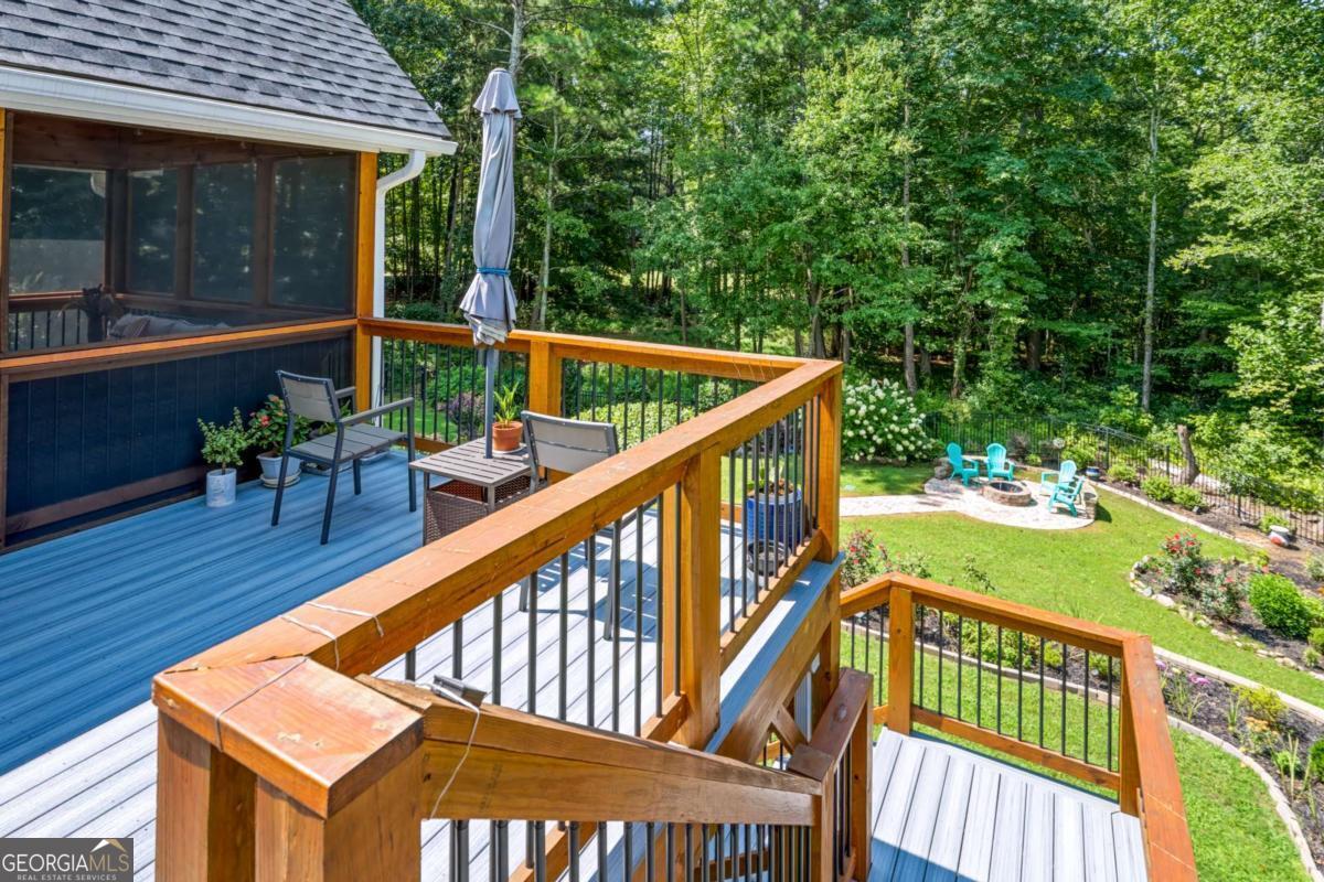 637 Glen Valley Way Property Photo 79