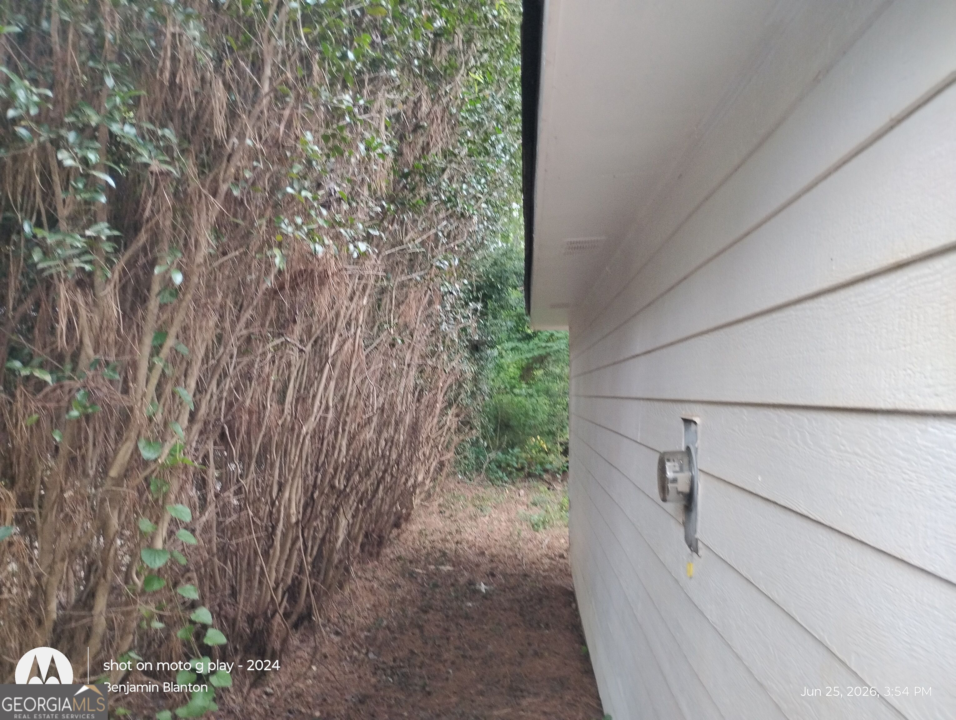 327 W Bonnell Street Property Photo 4