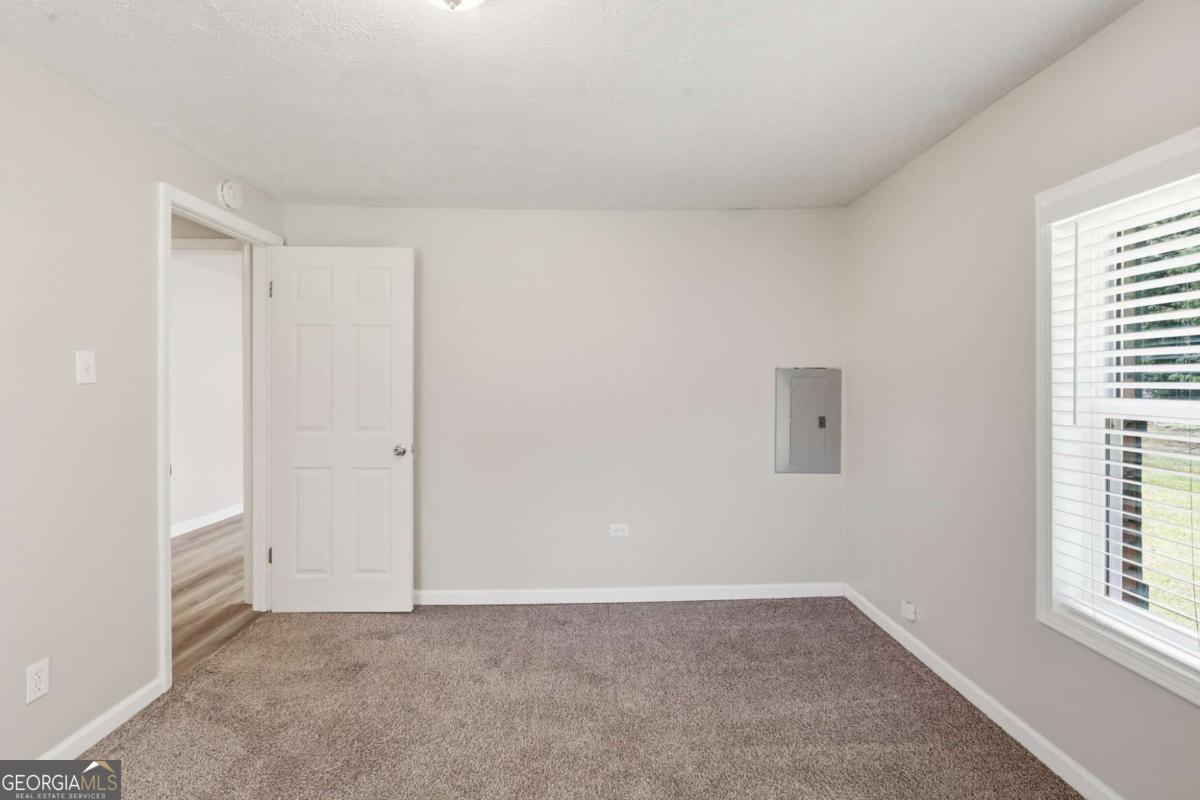 620 Smithstone Road Se Property Photo 20