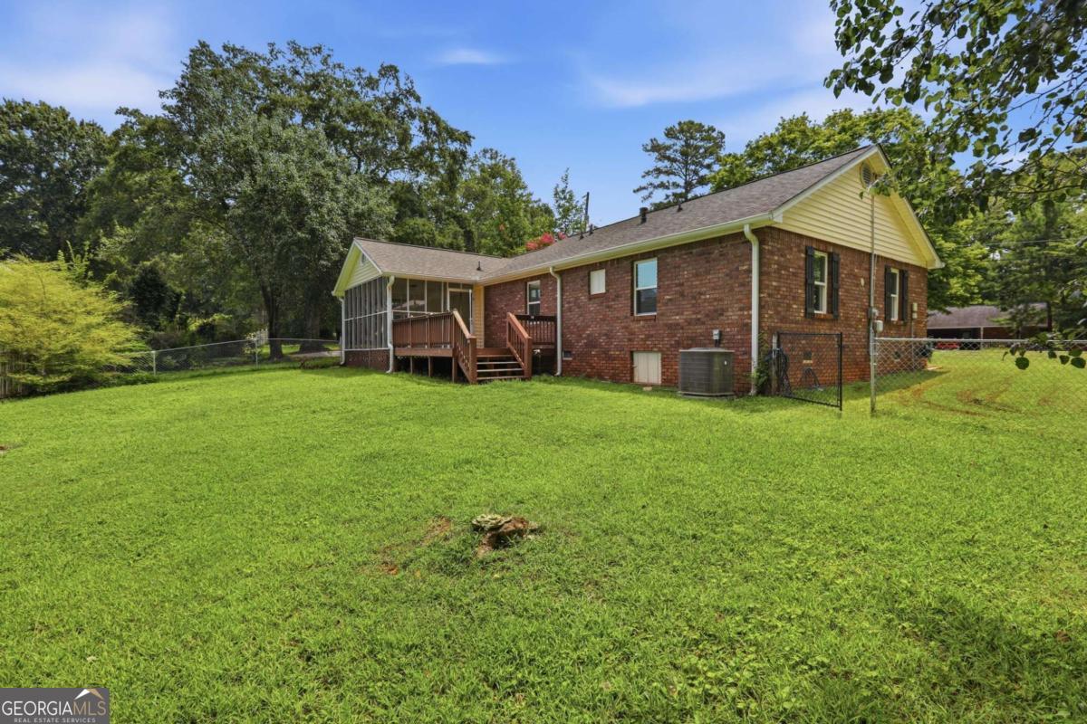 620 Smithstone Road Se Property Photo 27