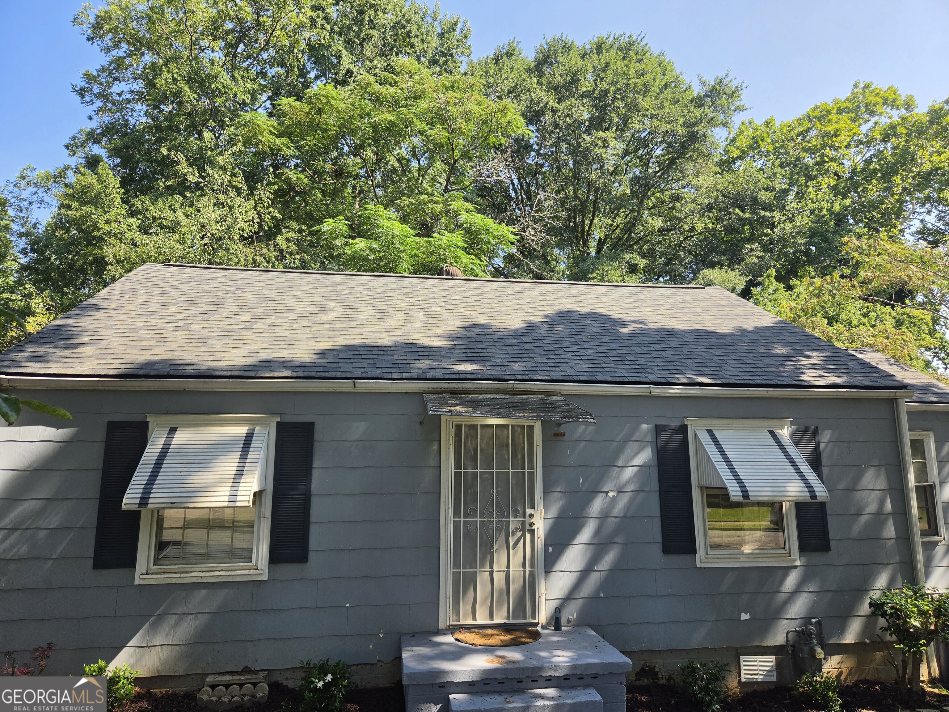 1693 John Calvin Avenue Property Photo 2
