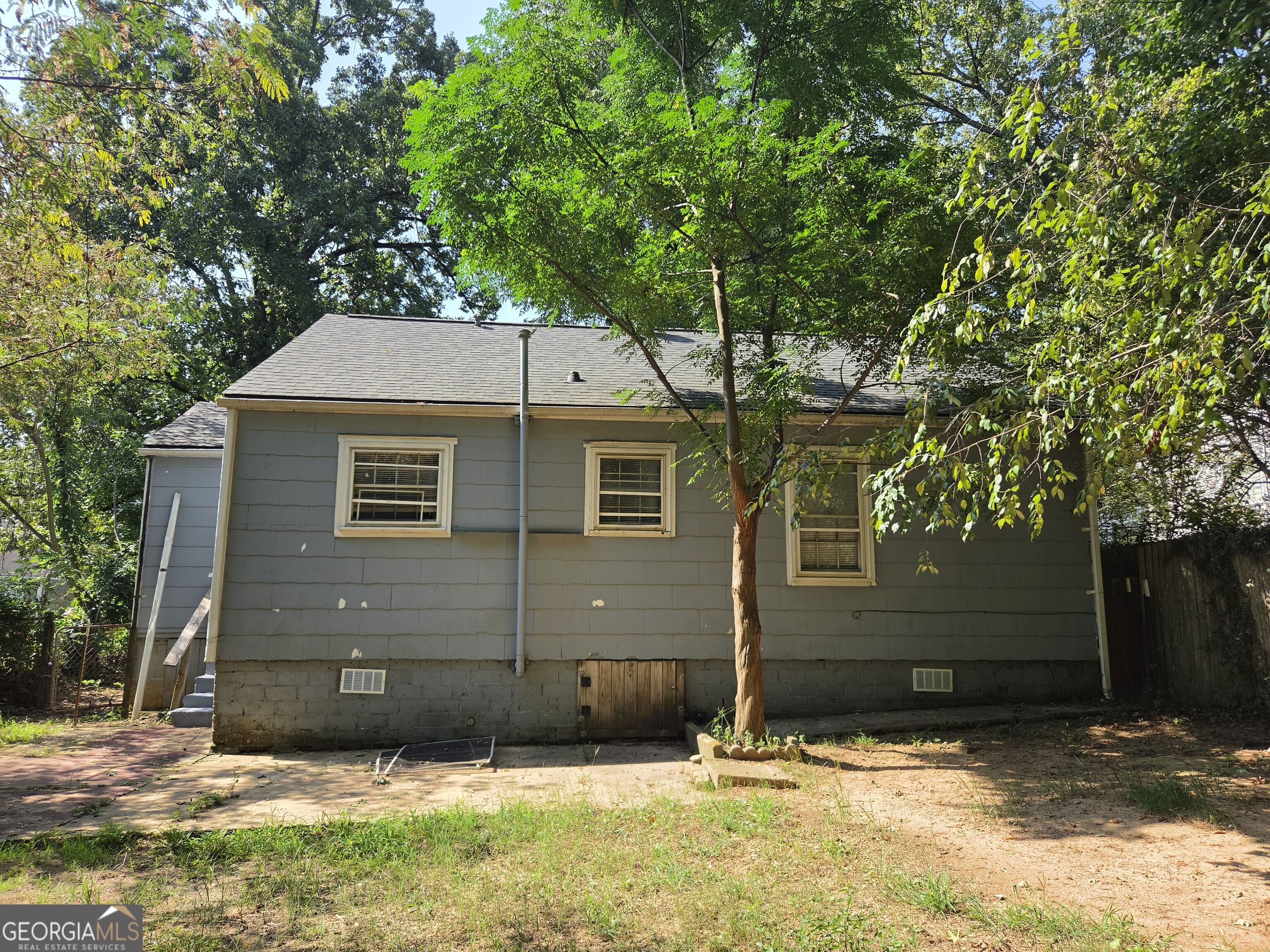 1693 John Calvin Avenue Property Photo 5