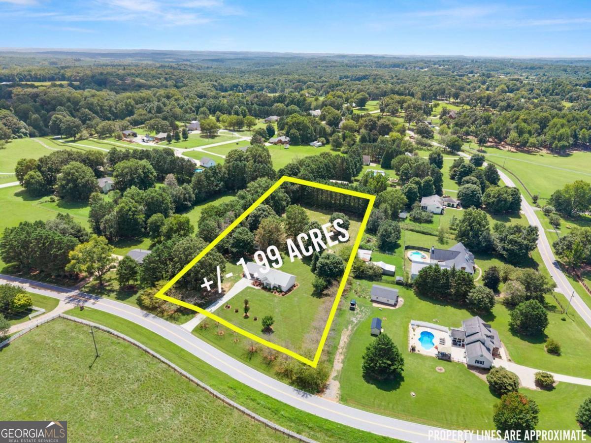 5820 Steve Black Road Property Photo 3