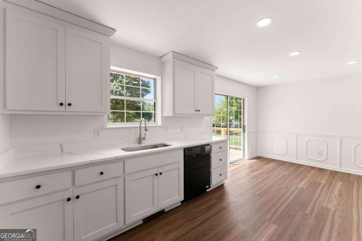 5820 Steve Black Road Property Photo 17
