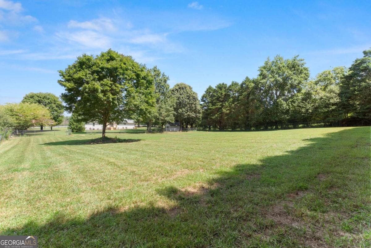 5820 Steve Black Road Property Photo 41