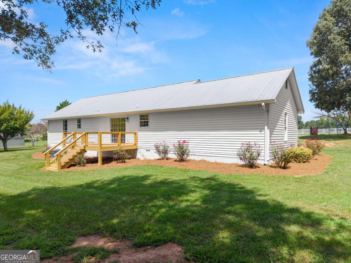 5820 Steve Black Road Property Photo 42
