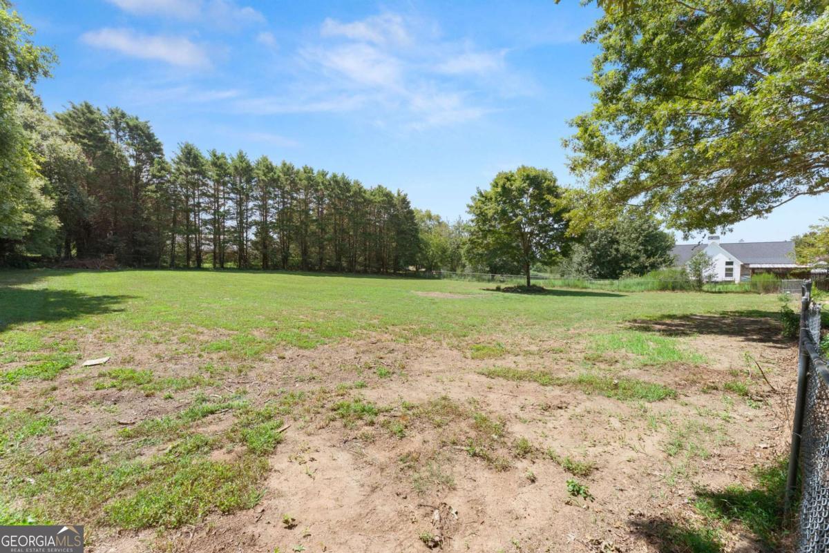 5820 Steve Black Road Property Photo 45