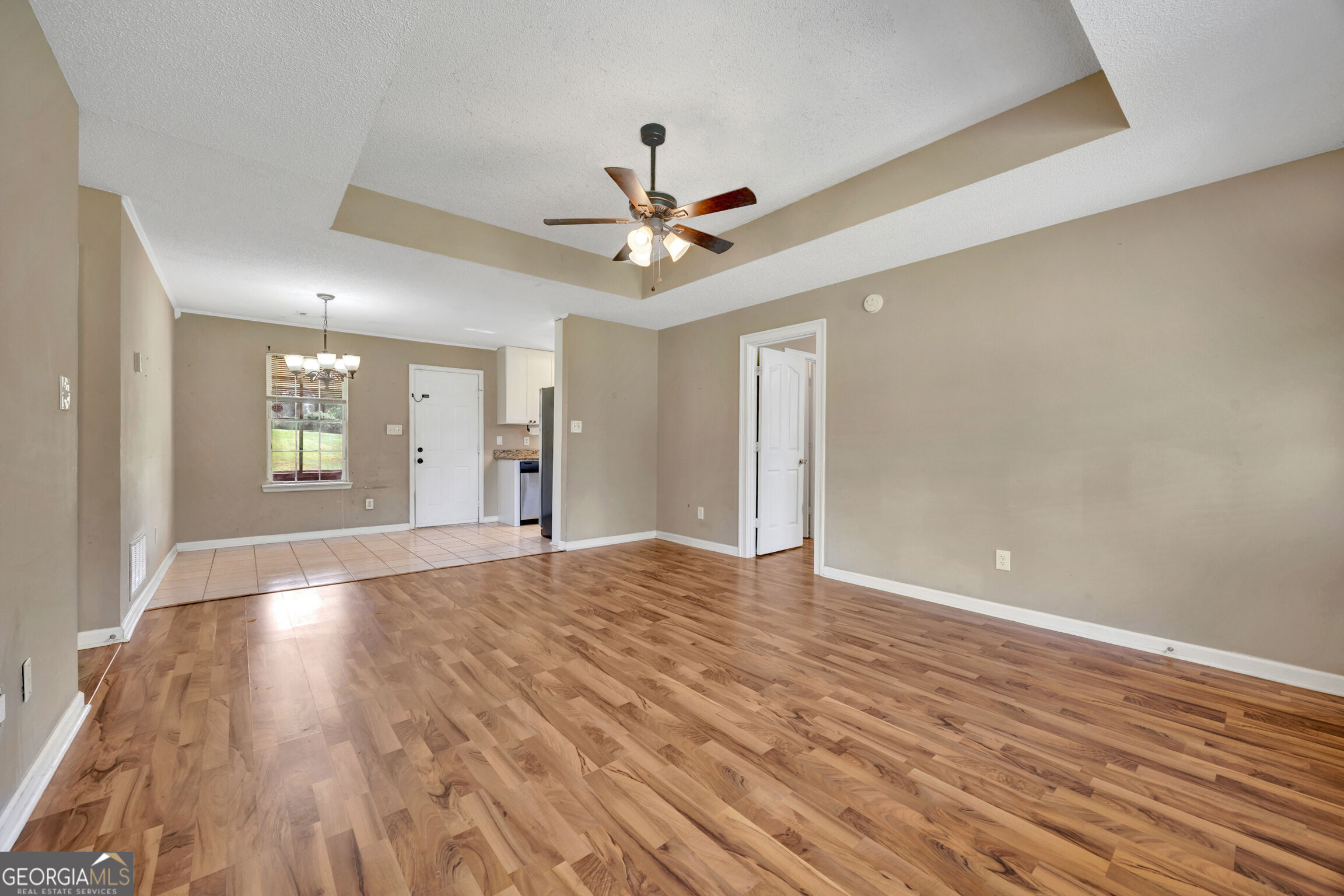797 S Laney Road Property Photo 5