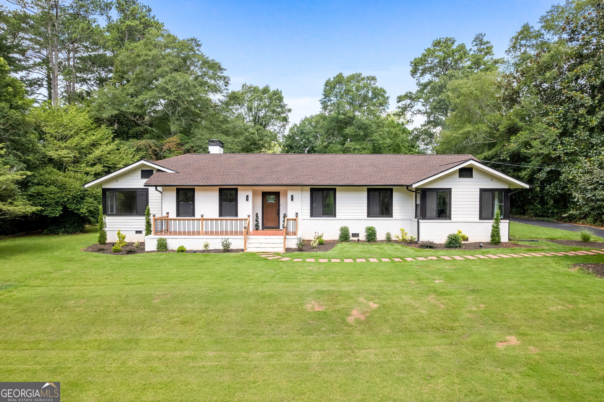 1099 Pine Valley Road Property Photo 2