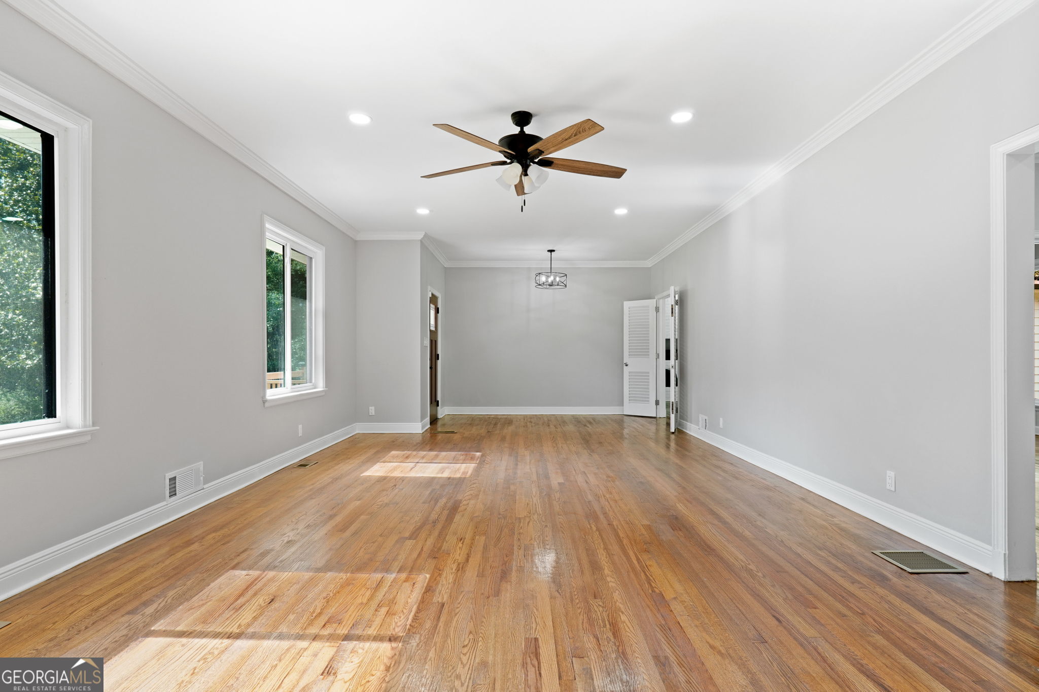 1099 Pine Valley Road Property Photo 6